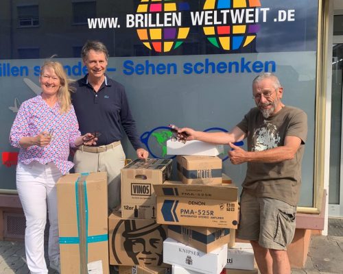 3.500 gebrauchte Brillen gesammelt und an Brillenwelt in Koblenz gespendet
