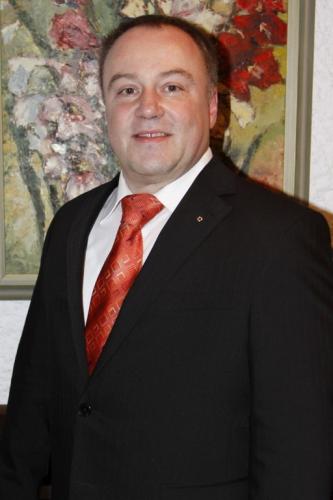 Dr. Elmar Birk